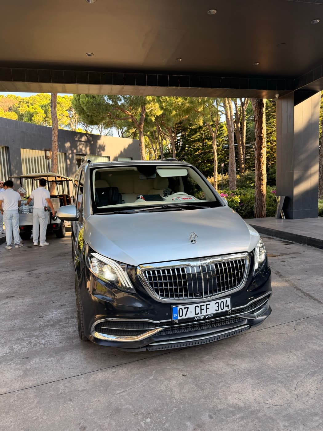 MRT VIP Transfer Mercedes-Benz at hotel entrance