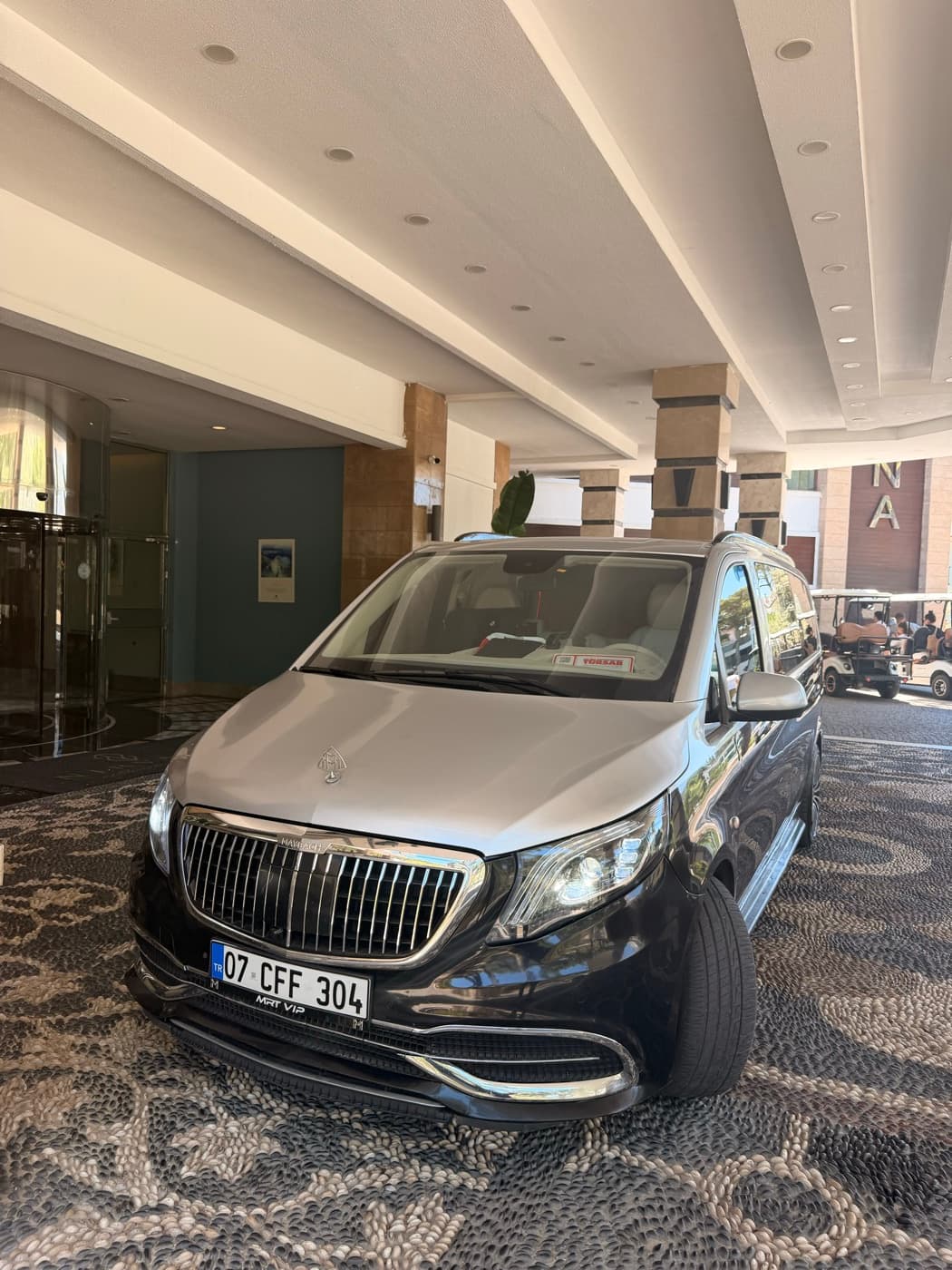 MRT VIP Transfer Mercedes-Benz at hotel lobby