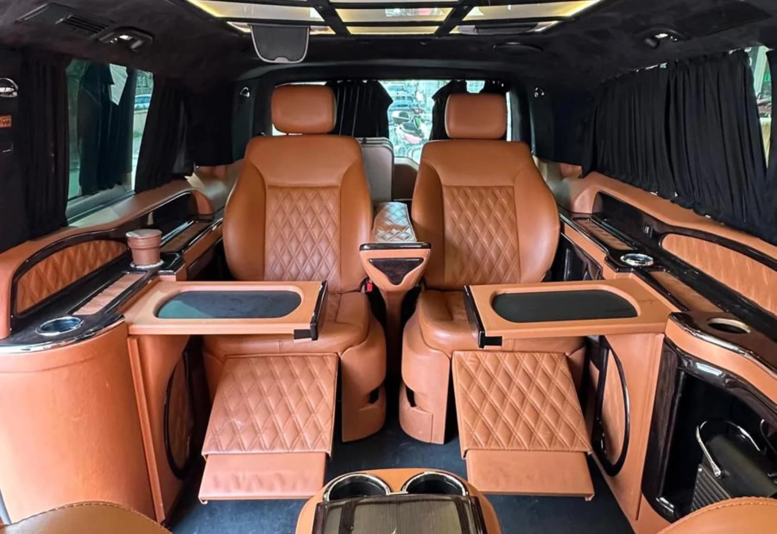 Spacious executive seating